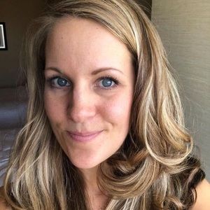 Meet your Posher, Rebecca